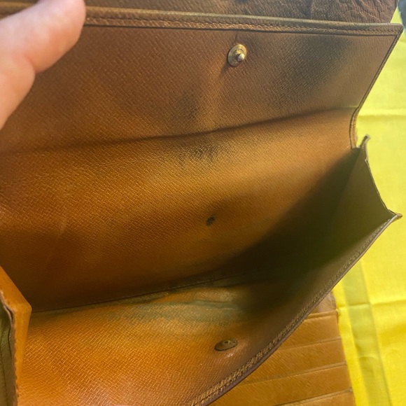 Authentic Louis Vuitton Long Wallet - Picture 7 of 15